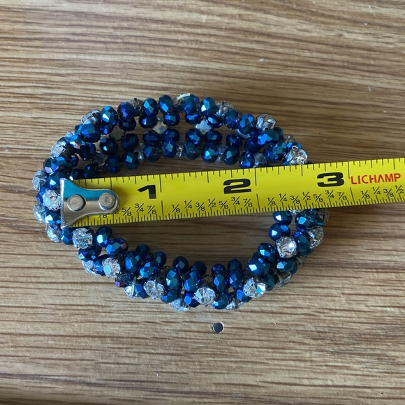 EUC Bundle of 2 Stretch Acrylic Stone Bracelets Blue/Silver - Picture 4 of 5